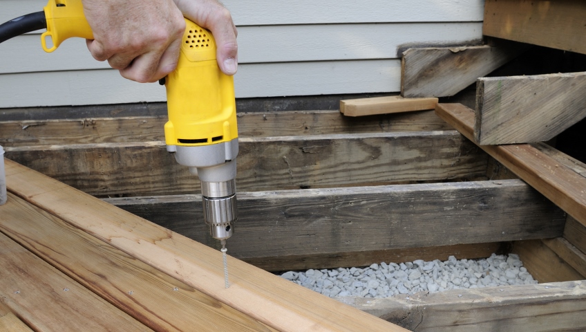 Deck Repair - Fix It!® MA Metro West - Call (508) 305-2055